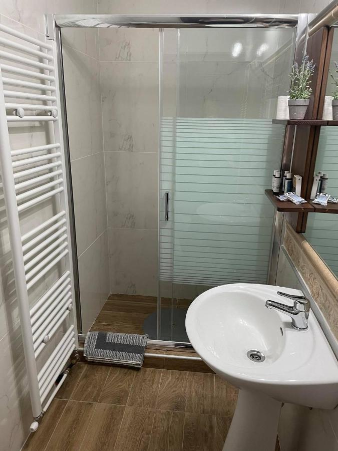 La Noi Guesthouse Samarína Екстериор снимка