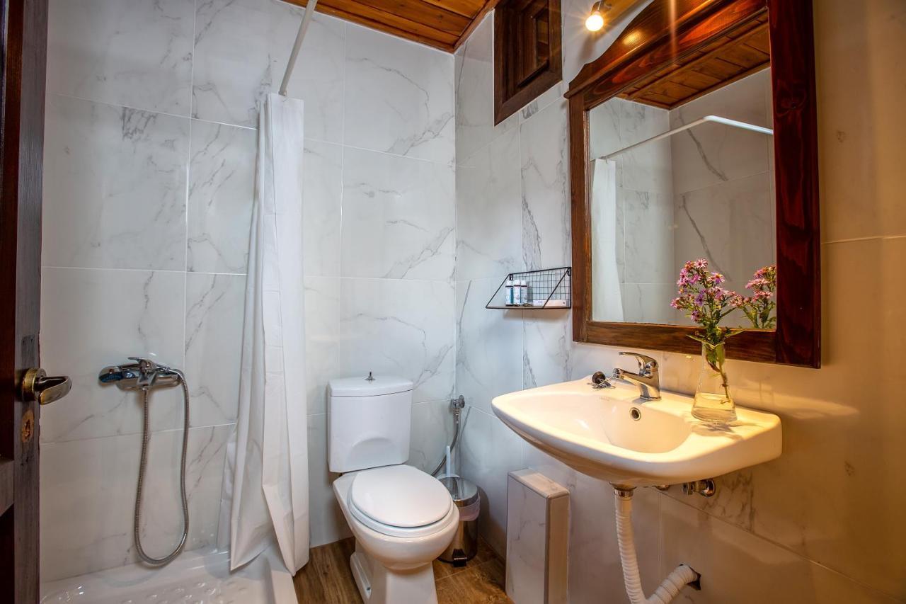 La Noi Guesthouse Samarína Екстериор снимка
