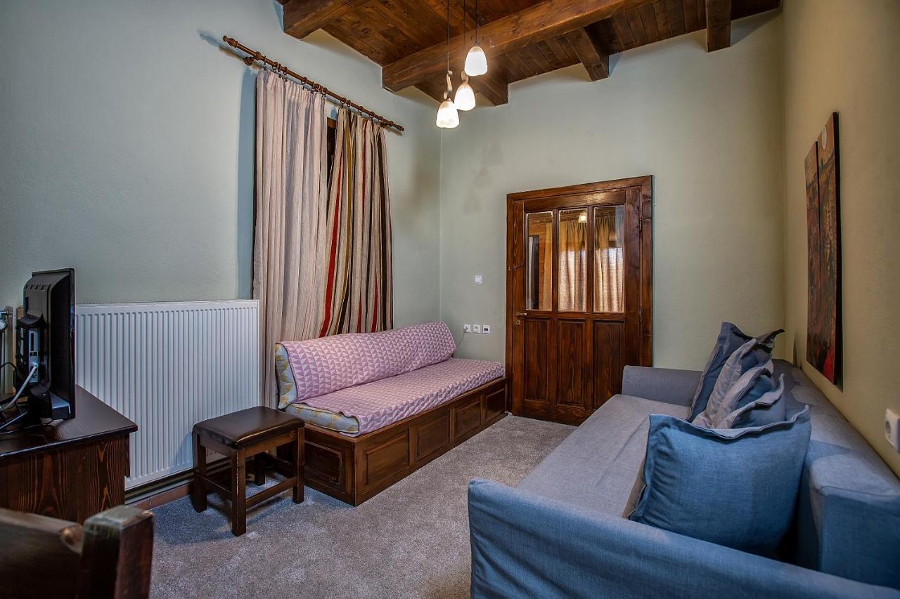 La Noi Guesthouse Samarína Екстериор снимка